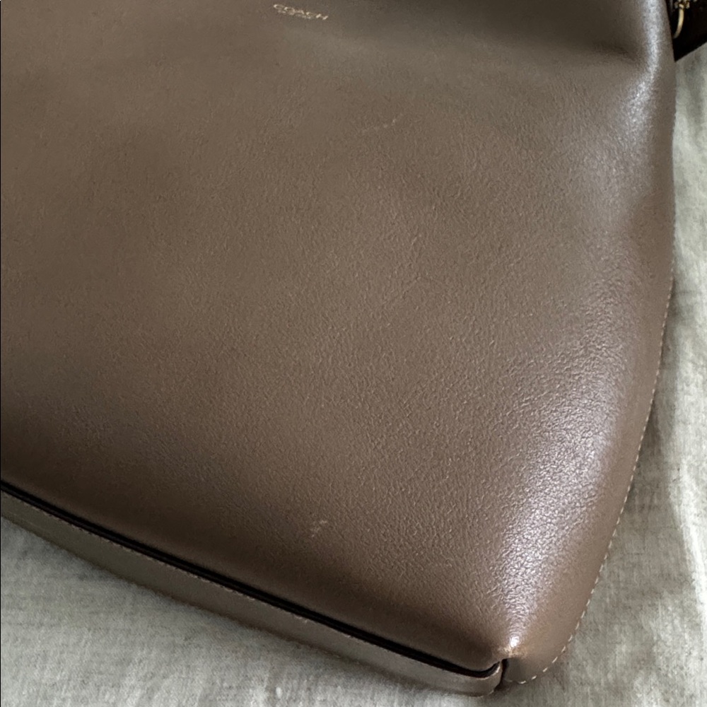 Brooklyn Shoulder Bag 28
Dark stone - Picture 3 of 3